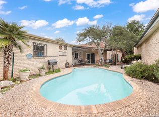 346 Fenwick Dr, Windcrest, TX 78239