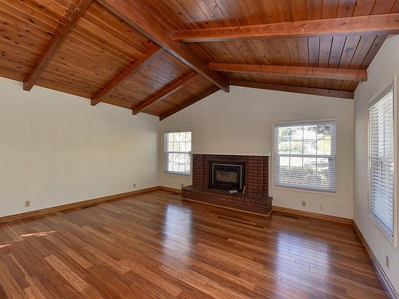 2nd image of 12736 Highland Ct