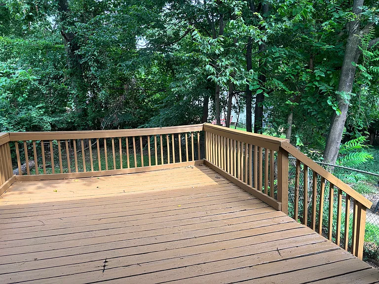5825 Euclid Ave — Photo 10