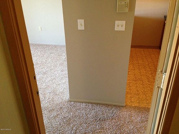 4th image of 3033 E Devonshire Ave Unit 2013