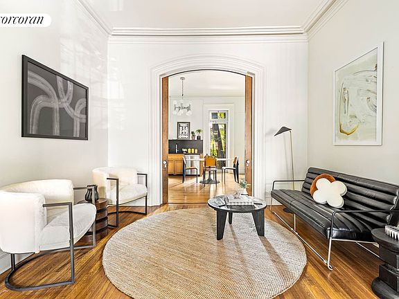 3rd image of 398 Dean St #2