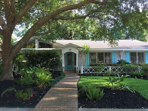2nd image of 326 Shadow Creek Dr