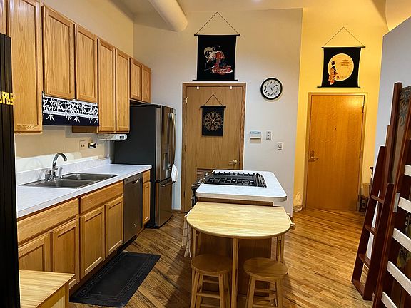 4th image of 910 S Michigan Ave APT 708