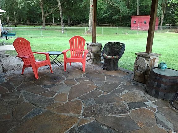 4th image of 413 Carter Dr