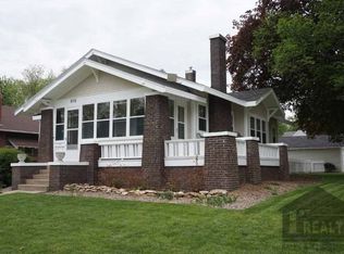 818 Douglas St, Wayne, NE 68787