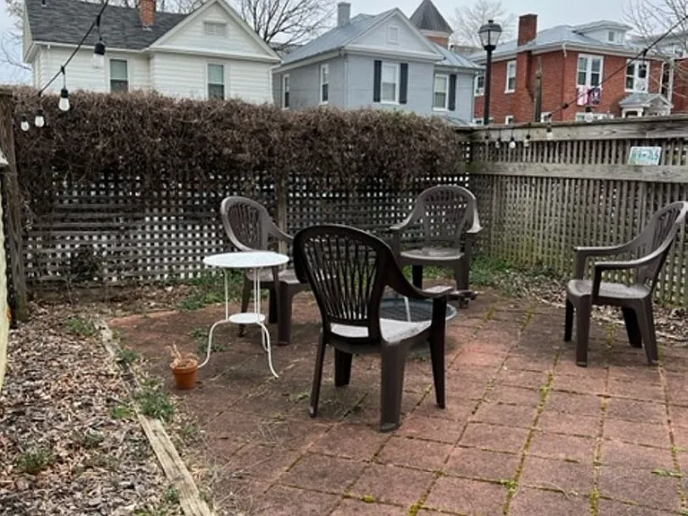 204 S Jefferson St — Photo 13