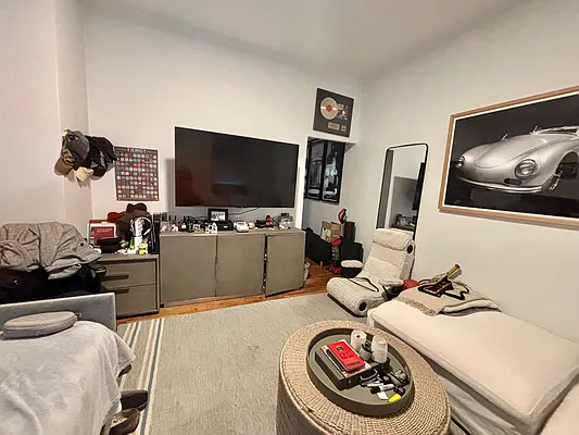 Rented by SP Brokerage Inc | media 3