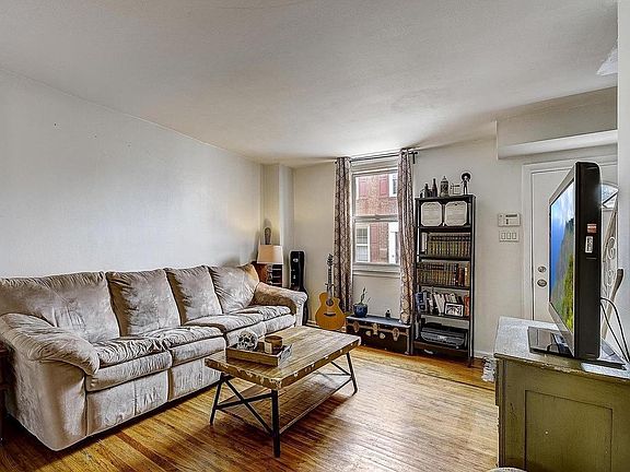 5th image of 1412 E Hewson St