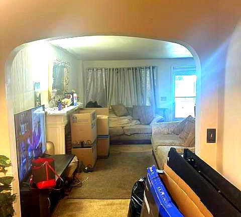 3rd image of 3640 Kenyon Ave