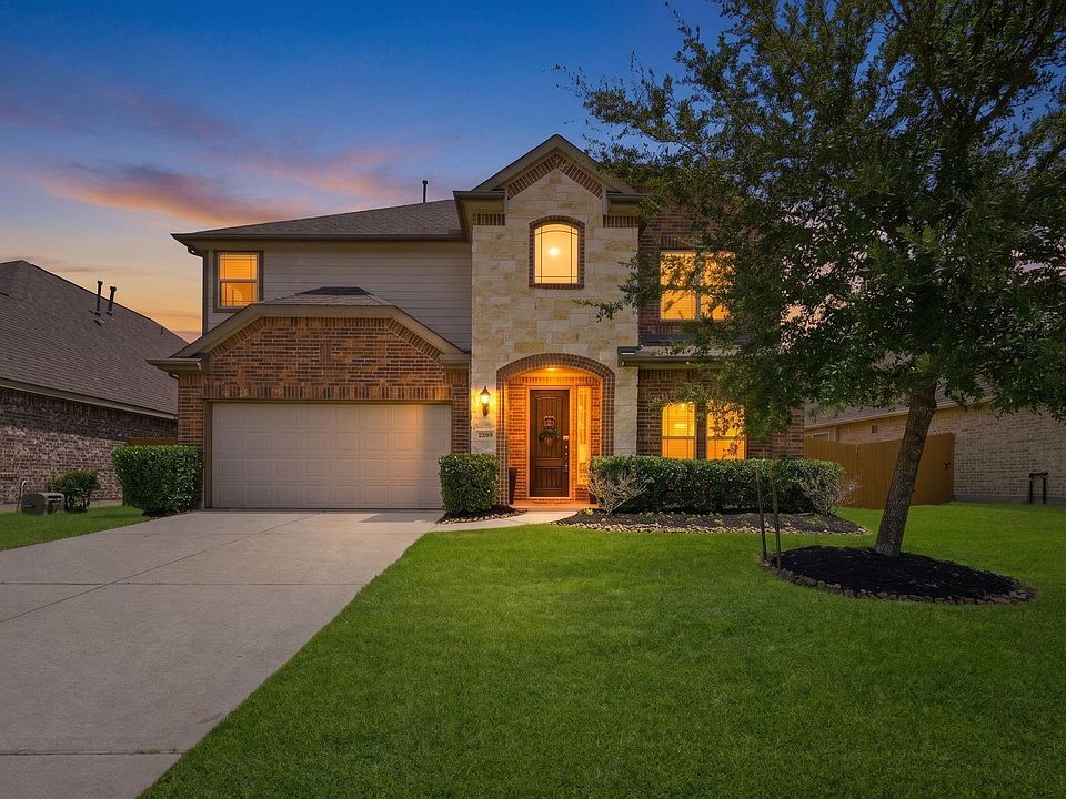1st image of 4565 New Country Dr