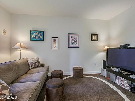 4th image of 513 W Broad St APT 307