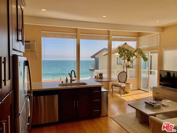 25164 Malibu Rd APT D