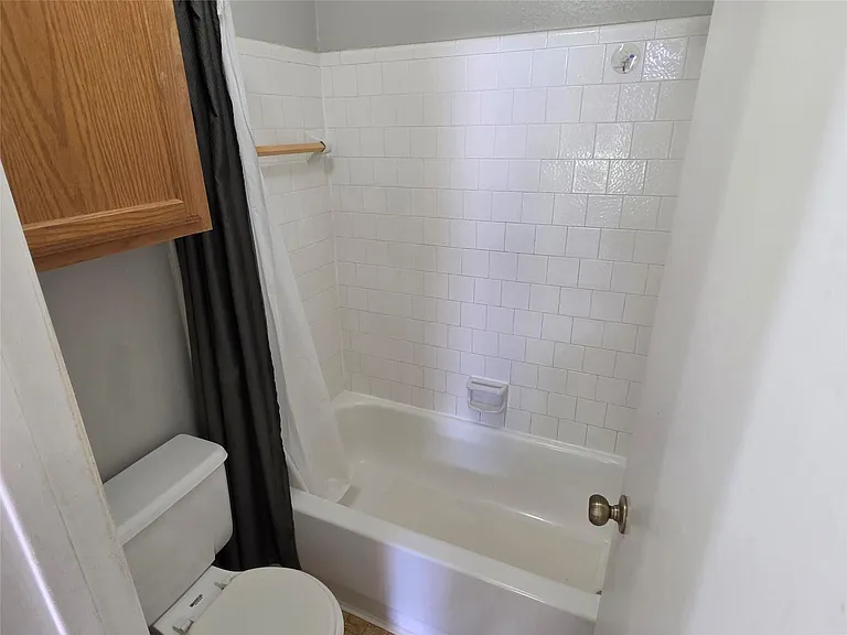 67 E Park West Dr — Photo 17