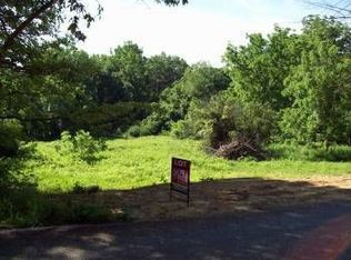 5663 Pigeon Hill Rd, Spring Grove, PA 17362