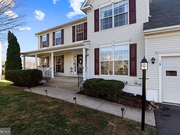 2nd image of 15 Abington Ct