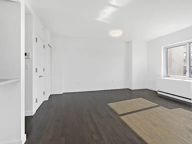 605 W 161st St #G — Photo 3