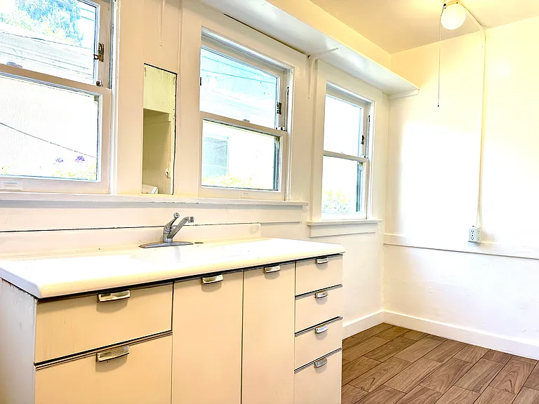 1138 N Gardner St #1138 — Photo 11
