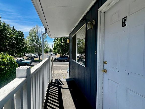 3rd image of 13 S 9th Ave #5