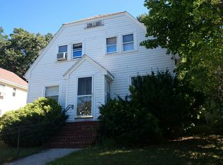 33 Chesbrough Rd, West Roxbury, MA 02132