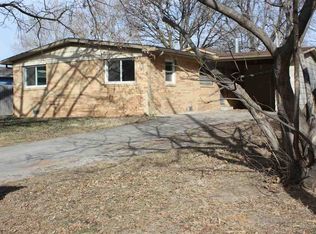 1436 E Beaumont Dr, Wichita, KS 67219