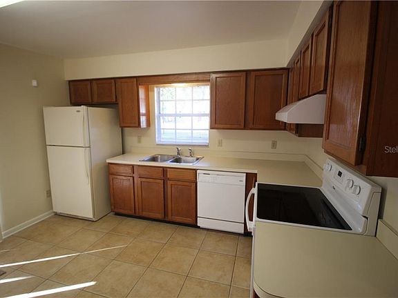 4th image of 1805 Cloverlawn Ave