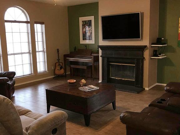 5th image of 7105 Park Creek Cir E