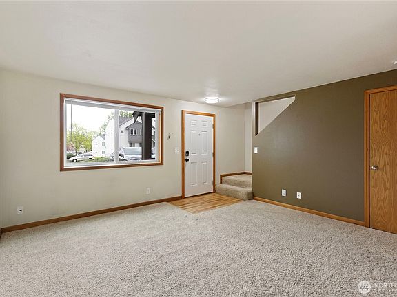 2nd image of 4243 Wintergreen Cir #134