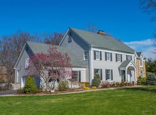 354 Sturbridge Rd, Wyckoff, NJ 07481