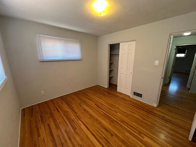 1109 Chama St NE — Photo 17