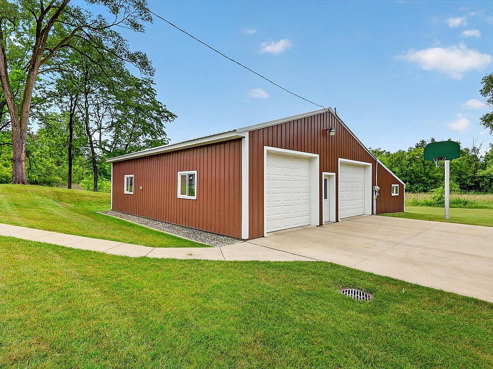 303 W Walnut St, Stanton, MI 48888 | Zillow