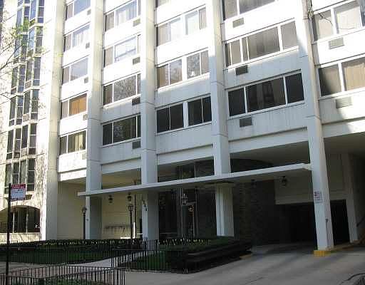 1st image of 1344 N Dearborn Pkwy #4A