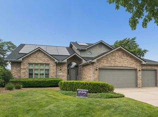 17252 Grange Dr, Orland Park, IL 60467