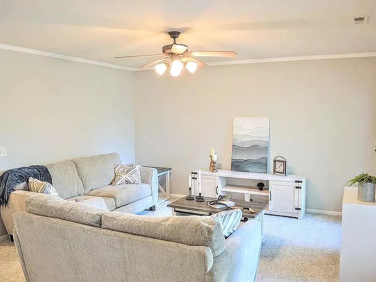 8900 Sicily Ln — Photo 8