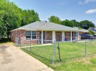5909 Whittlesey Rd, Fort Worth, TX 76119