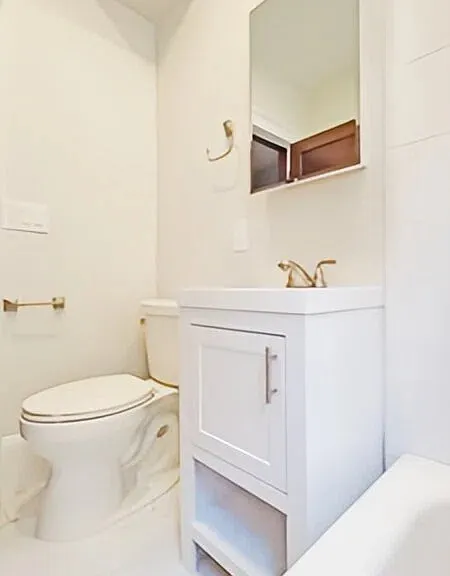 17 Oakledge St #2 — Photo 7