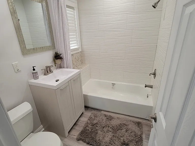 6250 S Wilton Pl — Photo 8