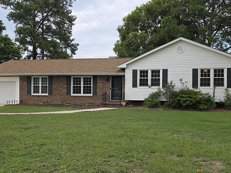 614 Garfield Dr — Photo 17