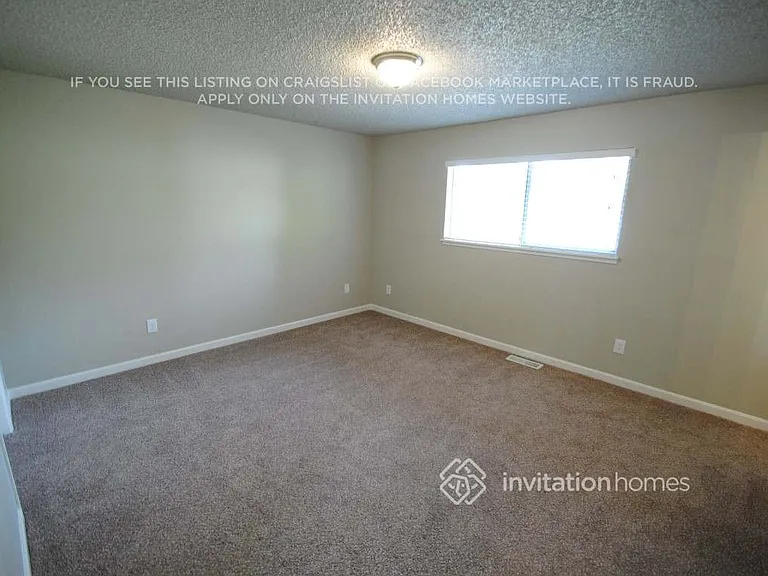 12813 53rd Ave NE — Photo 6