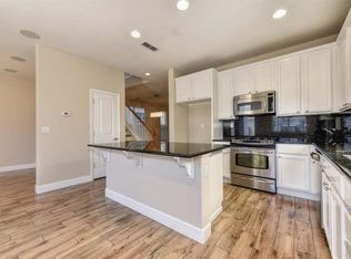 3240 Village Plaza Dr, Roseville, CA 95747