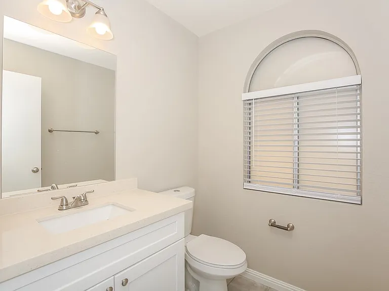 1403 Harmony Hill Dr — Photo 16