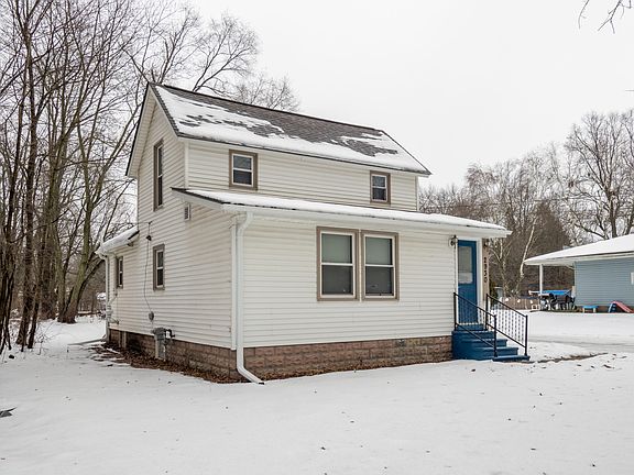 2nd image of 2930 Courtlandt Ave