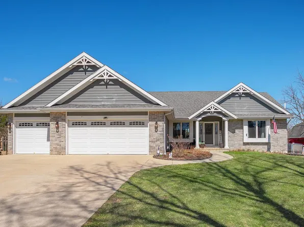 N64W12882 Mill ROAD, Menomonee Falls, WI 53051