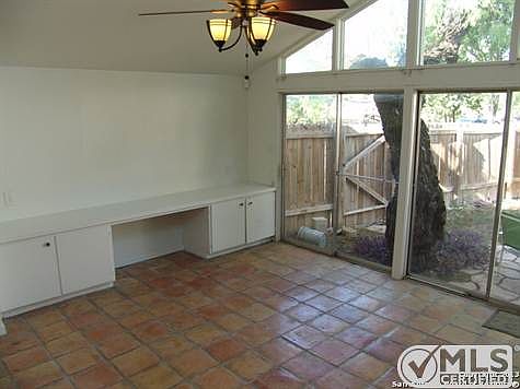 5th image of 140 Placid Dr #1