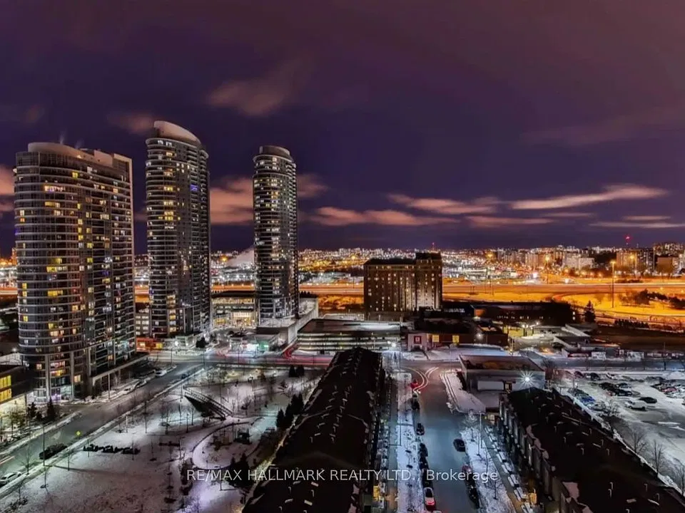 275 Village Green Sq #1825