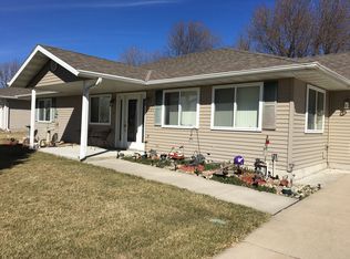 1725 W Condon Ave, Aurora, NE 68818