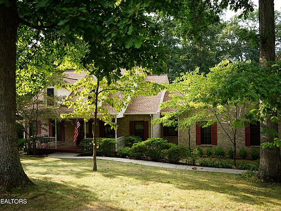 2nd image of 8519 Troutman Ln