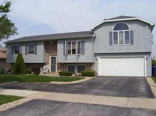 19923 S Schoolhouse Rd, Mokena, IL 60448