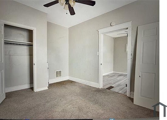 4th image of 6105 Lillian Ave