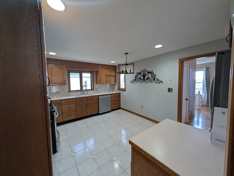 20 Fairmount St #2 — Photo 6