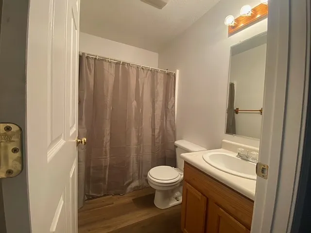 105 Maple Oak Dr — Photo 9